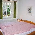 Bauernhof Lafrenz, Wellnesshaus Kuestenwind *