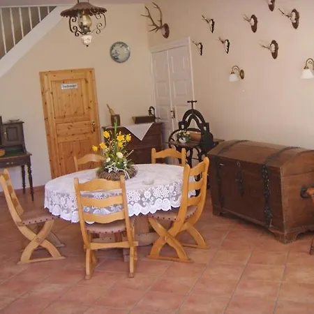 Bauernhof Lafrenz, Ferienhäuser&hofcafé Fehmarn